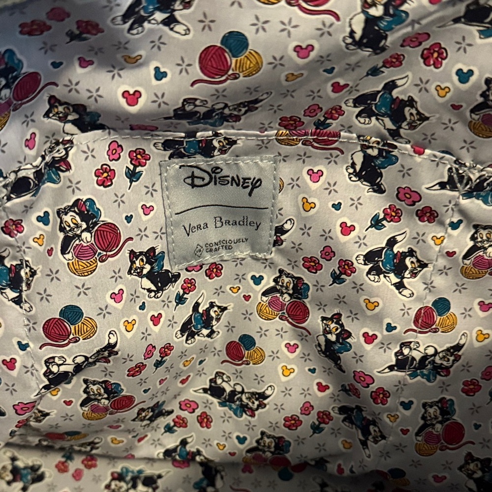 NWOT Gray Quilted Vera Bradley Disney Tote Bag - Picture 4 of 7